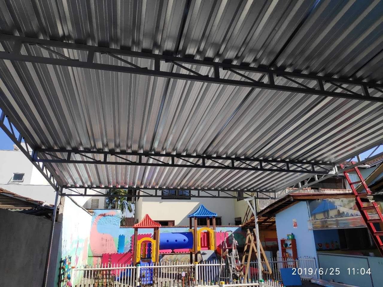 Coberturas de Telha de Aluzinco em Joinville - Foto 2