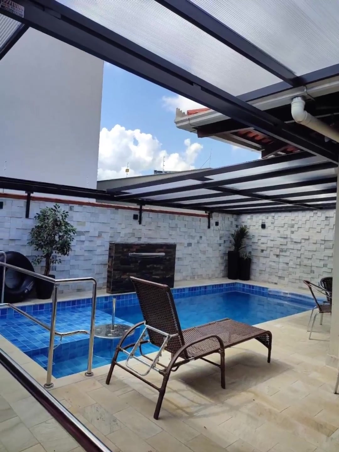 Toldos Retráteis em Joinville - Foto real 2